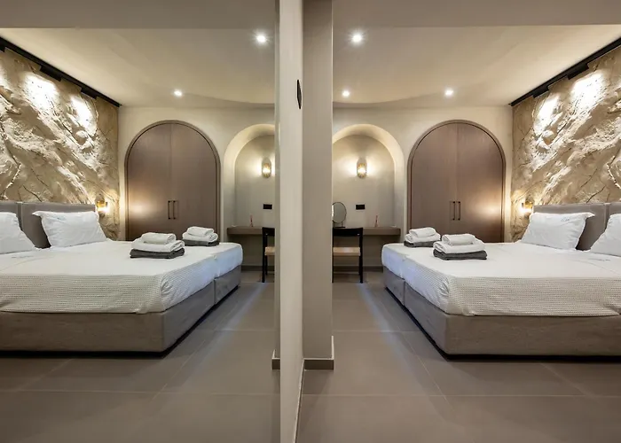 Βίλα Euphoria Villa, 9 Bdrs With Private Pools, Beachfront *