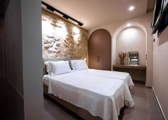 Euphoria Villa, 9 Bdrs With Private Pools, Beachfront Βίλα *