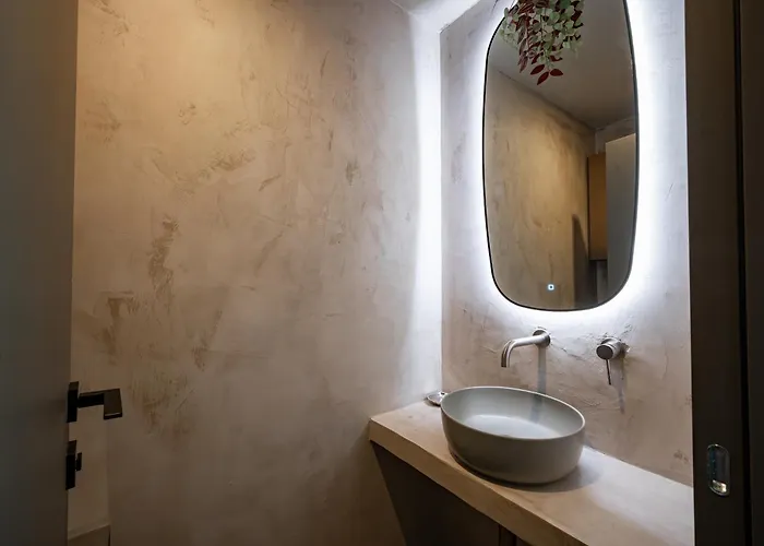 Βίλα Euphoria Villa, 9 Bdrs With Private Pools, Beachfront *