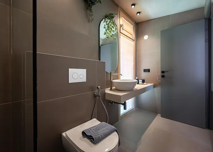 Euphoria Villa, 9 Bdrs With Private Pools, Beachfront * Καλογριά