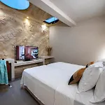 Euphoria Villa, 9 Bdrs With Private Pools, Beachfront Kalogria (Sithonia)