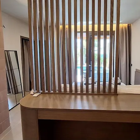 빌라 Euphoria Villa, 9 Bdrs With Private Pools, Beachfront *