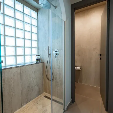 빌라 Euphoria Villa, 9 Bdrs With Private Pools, Beachfront *