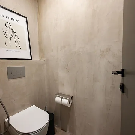 Euphoria Villa, 9 Bdrs With Private Pools, Beachfront 칼로그리아