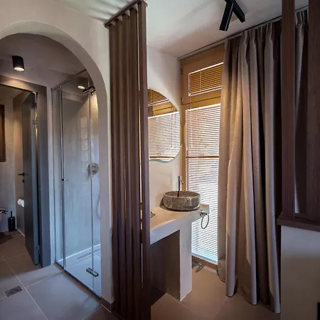 빌라 Euphoria Villa, 9 Bdrs With Private Pools, Beachfront