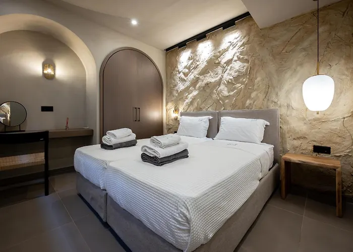 Euphoria Villa, 9 Bdrs With Private Pools, Beachfront Kalogria (Sithonia)